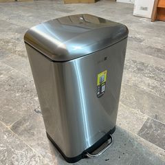 سطل زباله پدالی کنتراست مدل 05 ظرفیت 20 لیتر — تصویر ۴