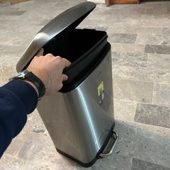 سطل زباله پدالی کنتراست مدل 05 ظرفیت 20 لیتر — تصویر ۵