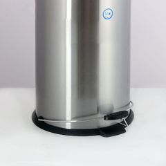 سطل زباله پدالی سیرکل مدل آرام بند ظرفیت 30 لیتر — تصویر ۳