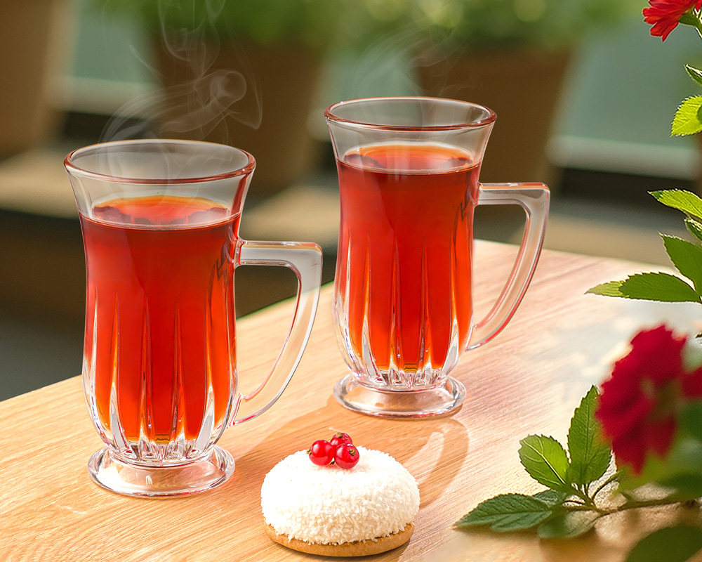 استکان شیشه ای دسته دار 150 سی سی